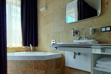 هتل Zelenogradsk Spa