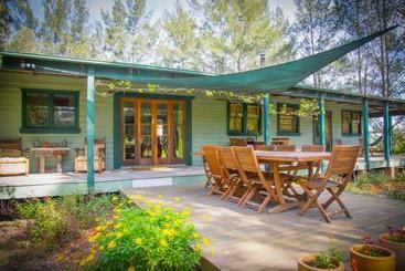 游客公寓 Red Tractor Retreat