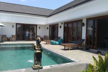 Villa Kubuku