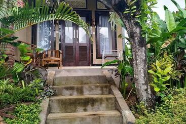 Bed and Breakfast Eliska Sari Bungalows Sumberkima