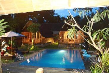 تختخواب و صبحانه Halumba Eco Villa Bali