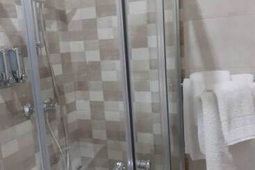 تختخواب و صبحانه Tj Boutique Accommodation