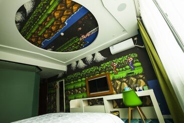 Fun Loving Theme Hotel Of Tengchong
