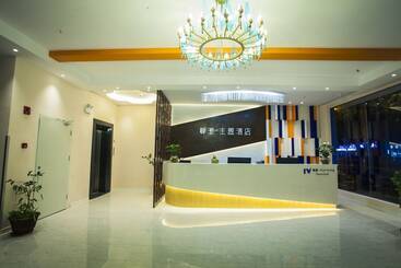 Fun Loving Theme Hotel Of Tengchong