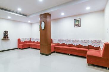 هتل Balaji Grand