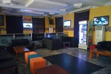 هتل Bayse One Place, Jericho