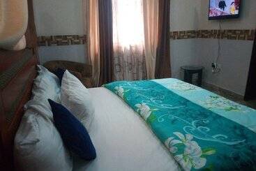 هتل Bayse One Place, Jericho