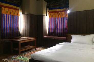 هتل Dawa Penjor Heritage Farmstay   Hostel
