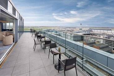 هتل Hilton Garden Inn London Heathrow Terminal 2 And 3