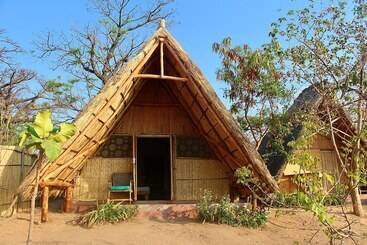 هتل Mgoza Lodge