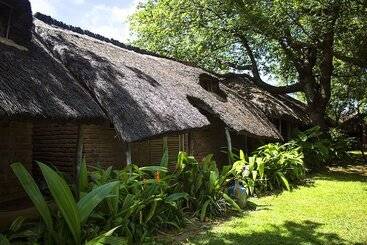 هتل Mgoza Lodge