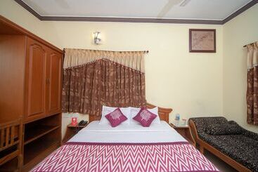 هتل N Star Heritage By Oyo Rooms