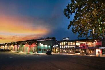 酒店 The Wood Boutique