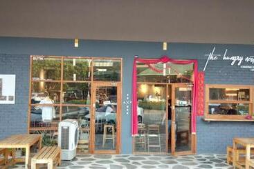 هتل The Wood Boutique