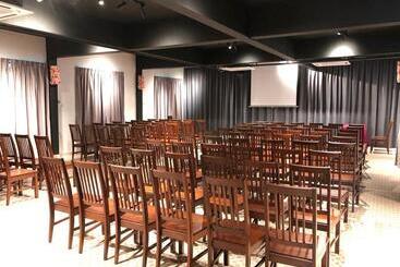 酒店 The Wood Boutique