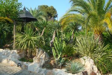 مسافرخانه La Bergerie B&b