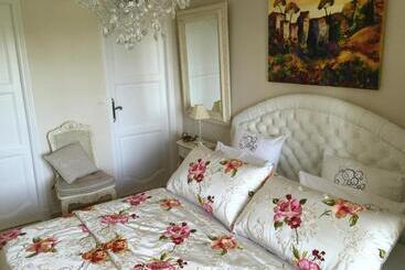 مسافرخانه La Bergerie B&b