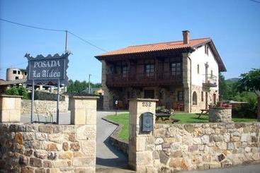 مسافرخانه Posada La Aldea