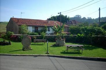 مسافرخانه Posada La Aldea