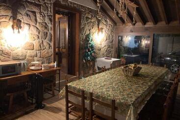 مسافرخانه Posada La Aldea