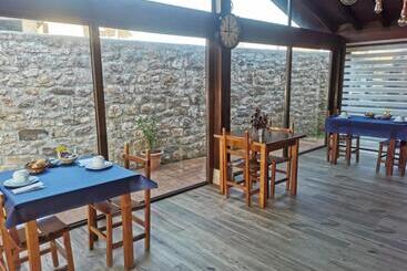 مسافرخانه Posada La Aldea