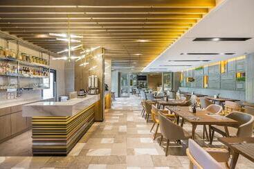 酒店 Amber Pattaya