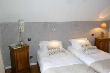 هتل Auberge De La Terrasse