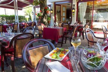هتل Auberge De La Terrasse