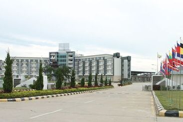 هتل Mingalar Thiri