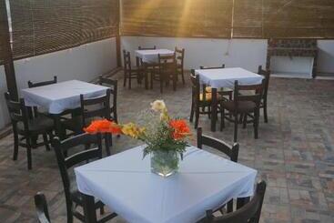 هتل & Restaurant Fleur De Lis