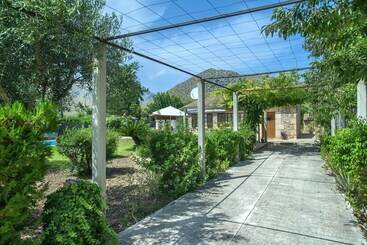 Owl Booking Villa Margarita   15 Min Walk To The Beach