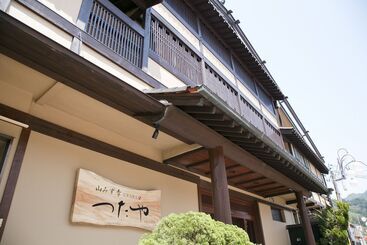 ریوکان Yamamizuki Urara Tsutaya