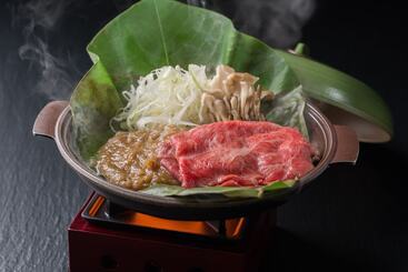 ریوکان Yamamizuki Urara Tsutaya