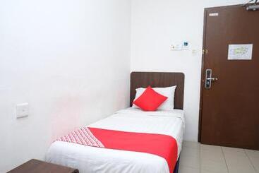 Grand City Hotel 2 By Oyo Rooms
