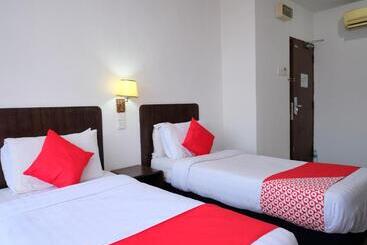 Grand City Hotel 2 By Oyo Rooms