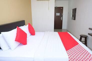 Grand City Hotel 2 By Oyo Rooms