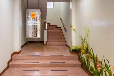 هتل Ayenda 1140 Roma Plaza