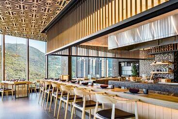 Alva Hotel By Royal