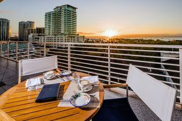 هتل Mr. C Miami  Coconut Grove