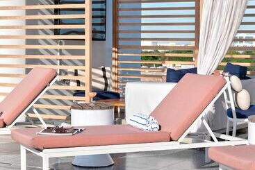 هتل Mr. C Miami  Coconut Grove