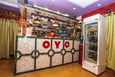 هتل Omega By Oyo Rooms