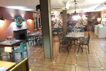 ペンション La Casona