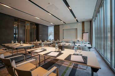 هتل Al Bandar Rotana – Dubai Creek