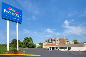 هتل Baymont By Wyndham Grand Rapids Near Downtown