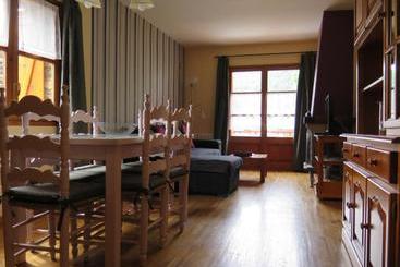 Apartaments El Ribal - Valencia d'Aneu