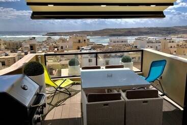 Marsascala Sea View Apartment & Penthouse - Marsaskala
