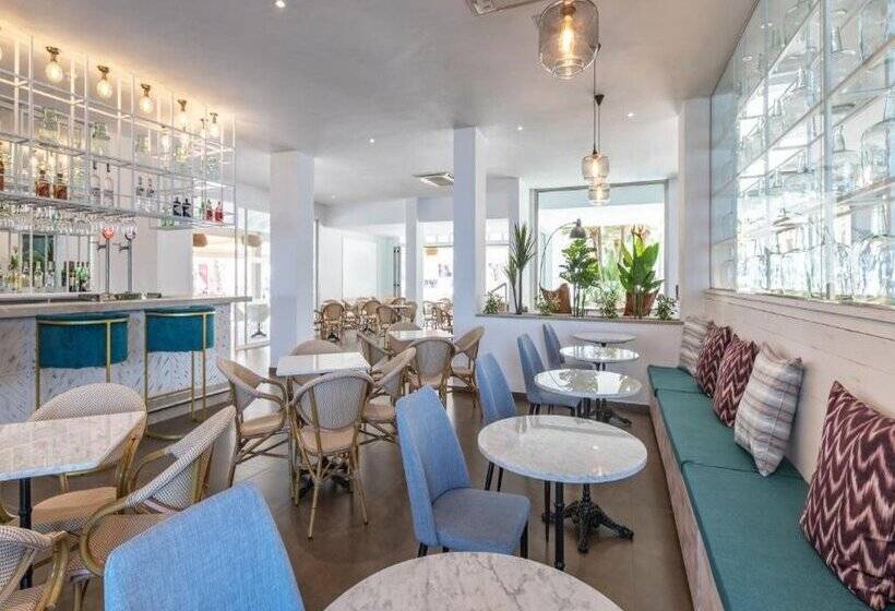 Ferrer Concord Hotel & Spa