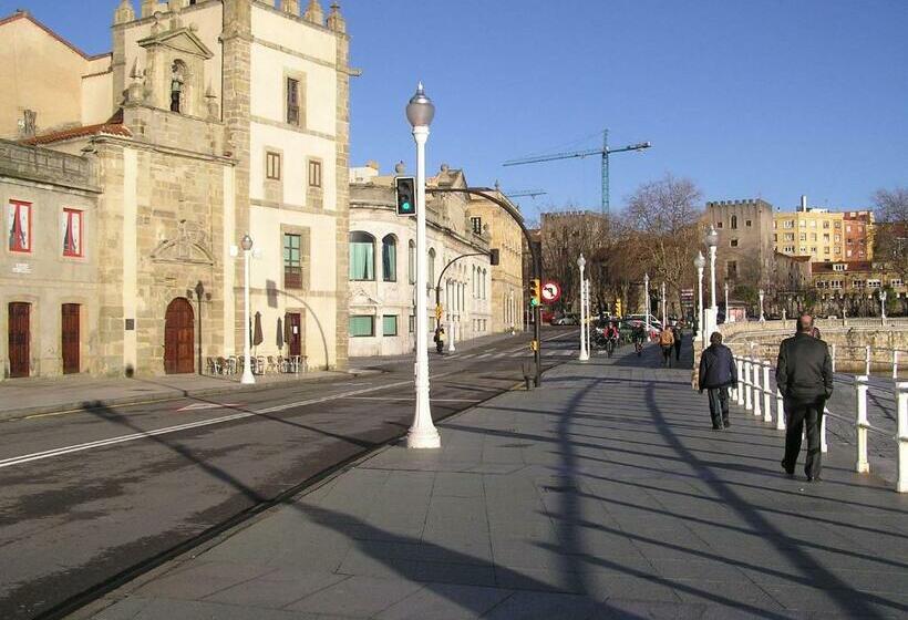 هتل Central By Myhousespain
