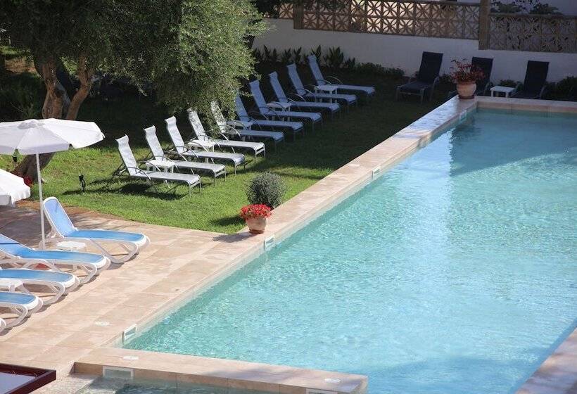 Fotos del hotel Clumba:  21