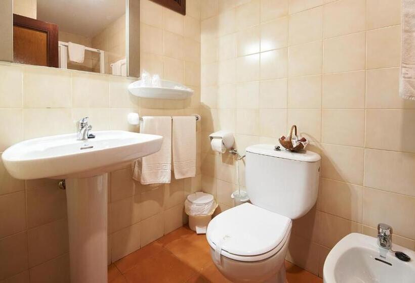 فندق La Casona De Mestas